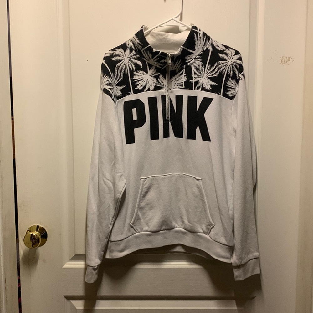 Pink/ Victoria secret half zip with no hood only selling to people in mass